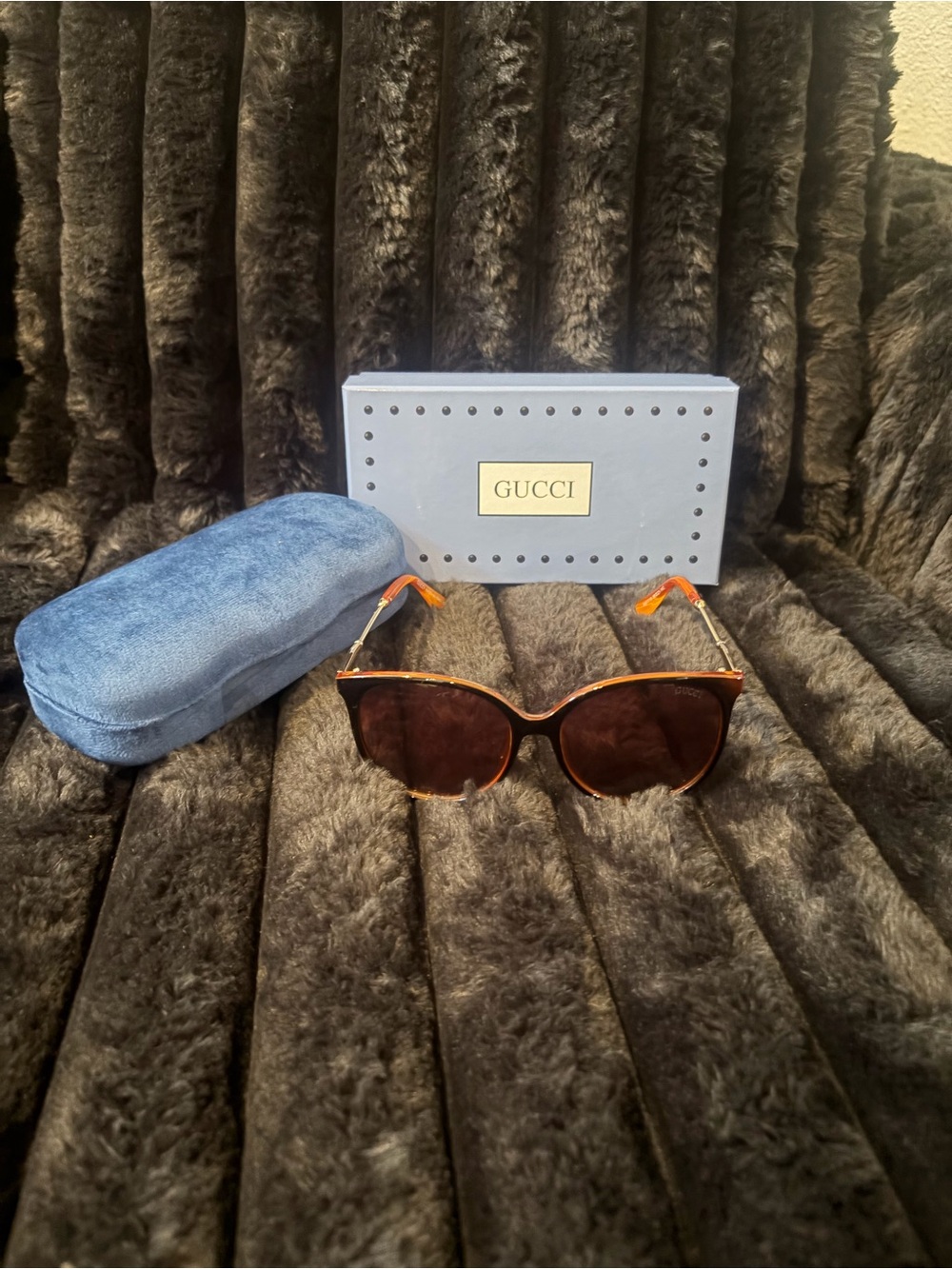 Gucci Women's Tortoiseshell Cat-Eye Sunglasses with Burnt Orange Accents - Picture 3 of 8